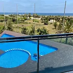 About The Sea Apartment *
