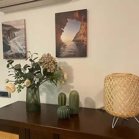 About The Sea Apartment *