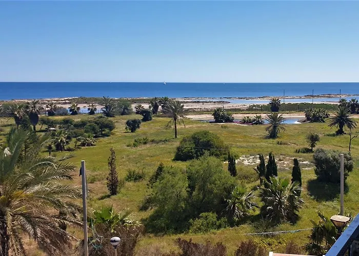 Apartment About The Sea *